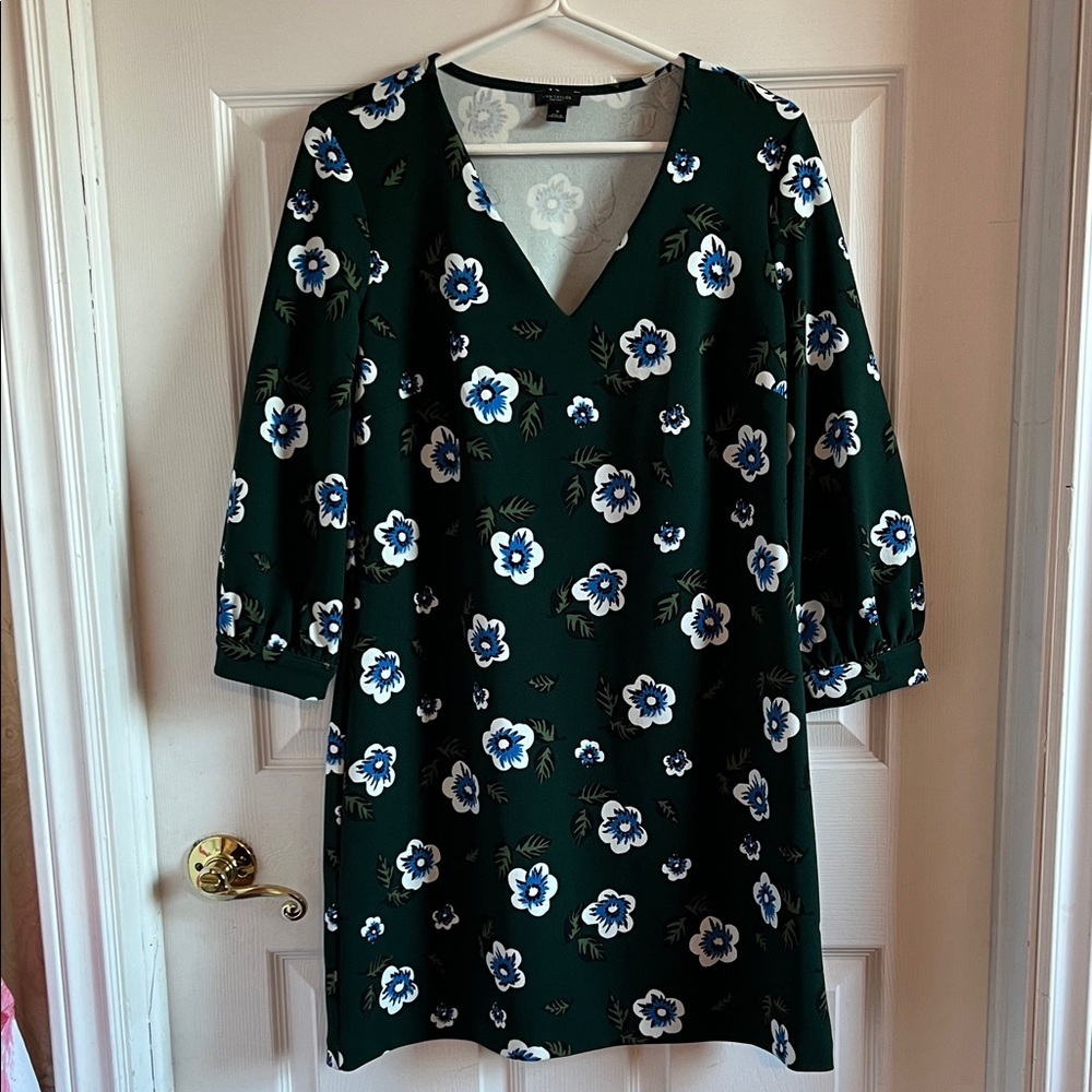 Women's Dark Green V-Neck Floral Dress